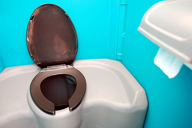 Portable Toilet Options We Offer in Silver Lake, FL