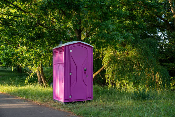 Portable bathroom rental in Silver Lake, FL